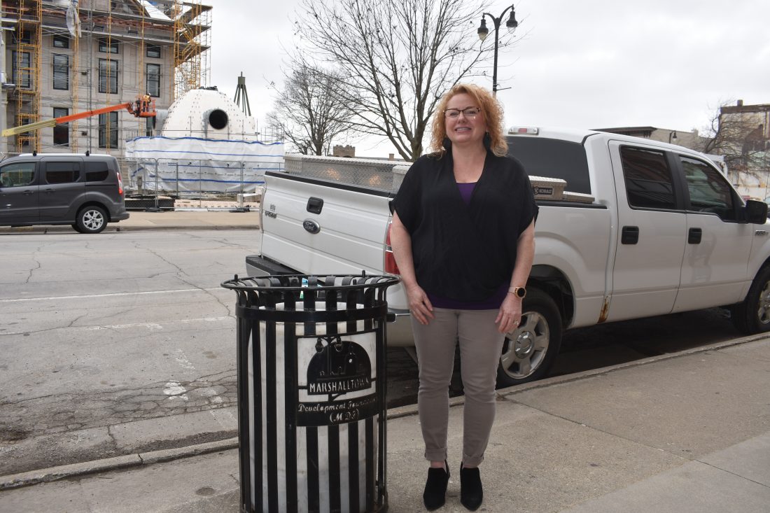 Community Foundation of Marshalltown gives grant to beautify downtown